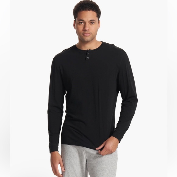 Vuori Other - Vuori Shirt Mens M Black Long Sleeve Ever Henley  Elbow Patches